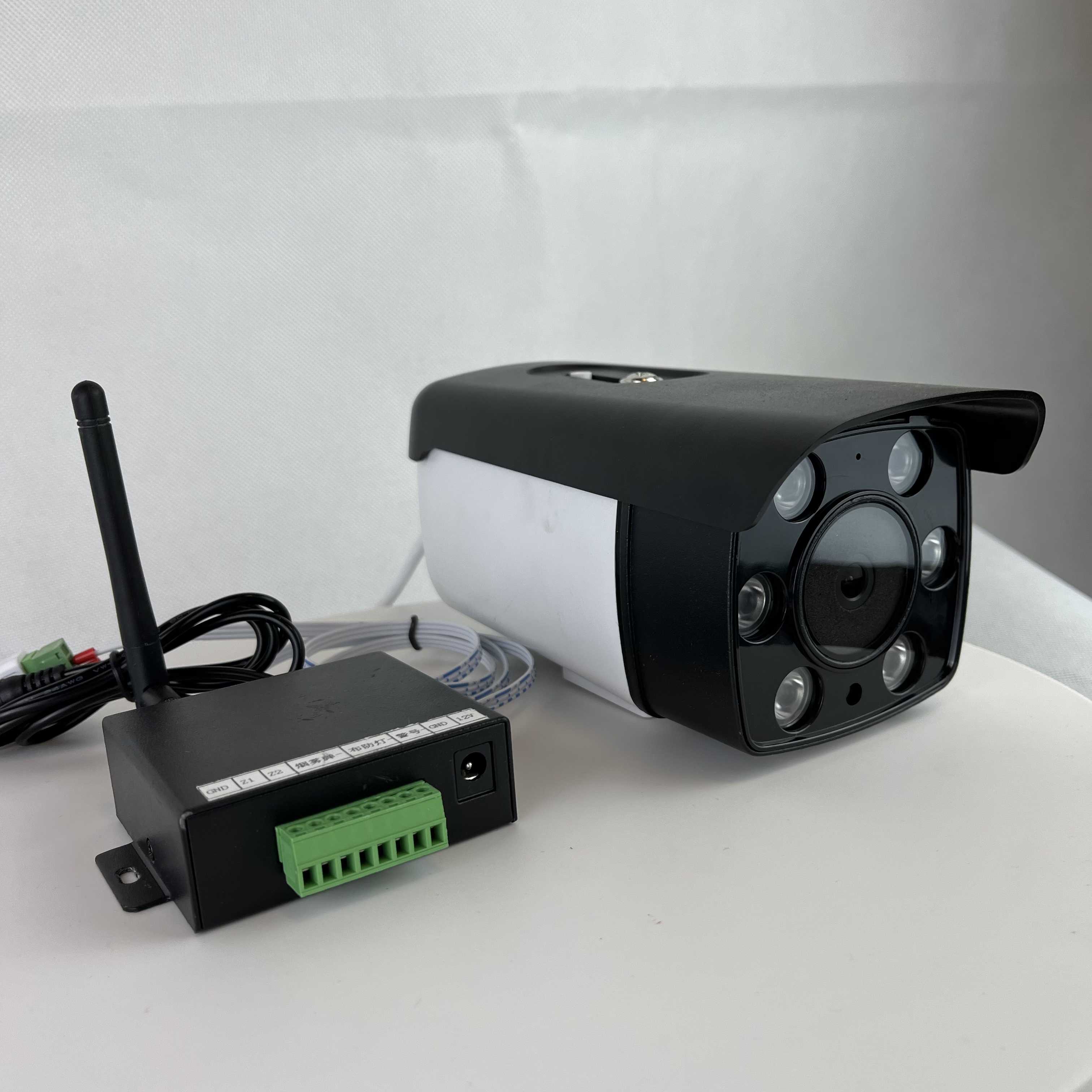 單路攝像機(jī)人形報警盒子